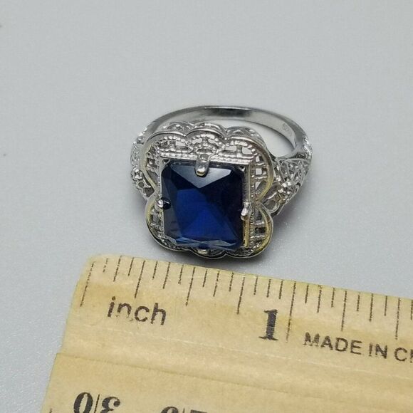 Vintage Dark Blue Rhinestone Ring with Silver Tone Filigree Setting, size 9 Band - Picture 6 of 8